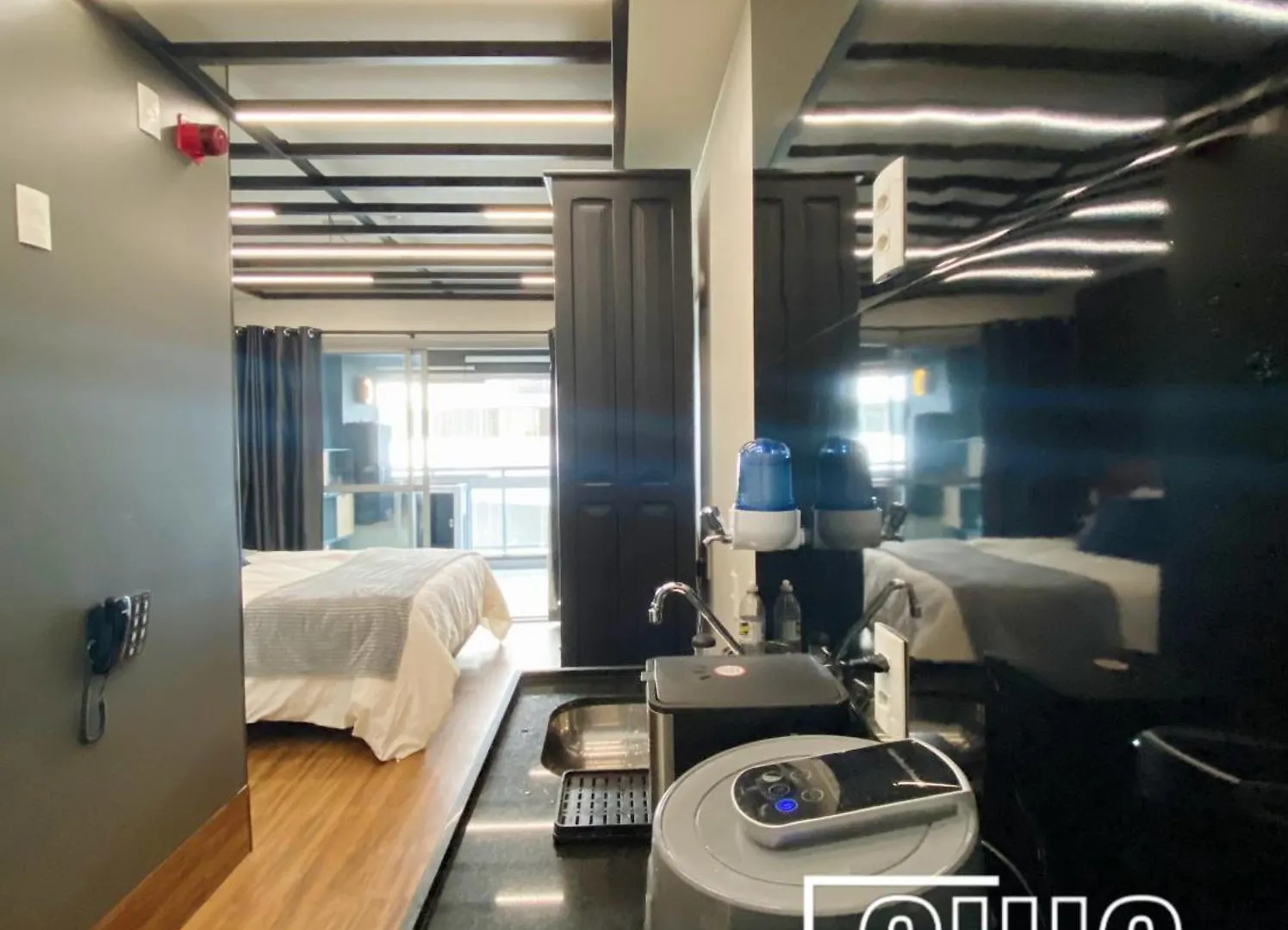 Chic Black Design - Zpinheiros Sao Paulo Apartment